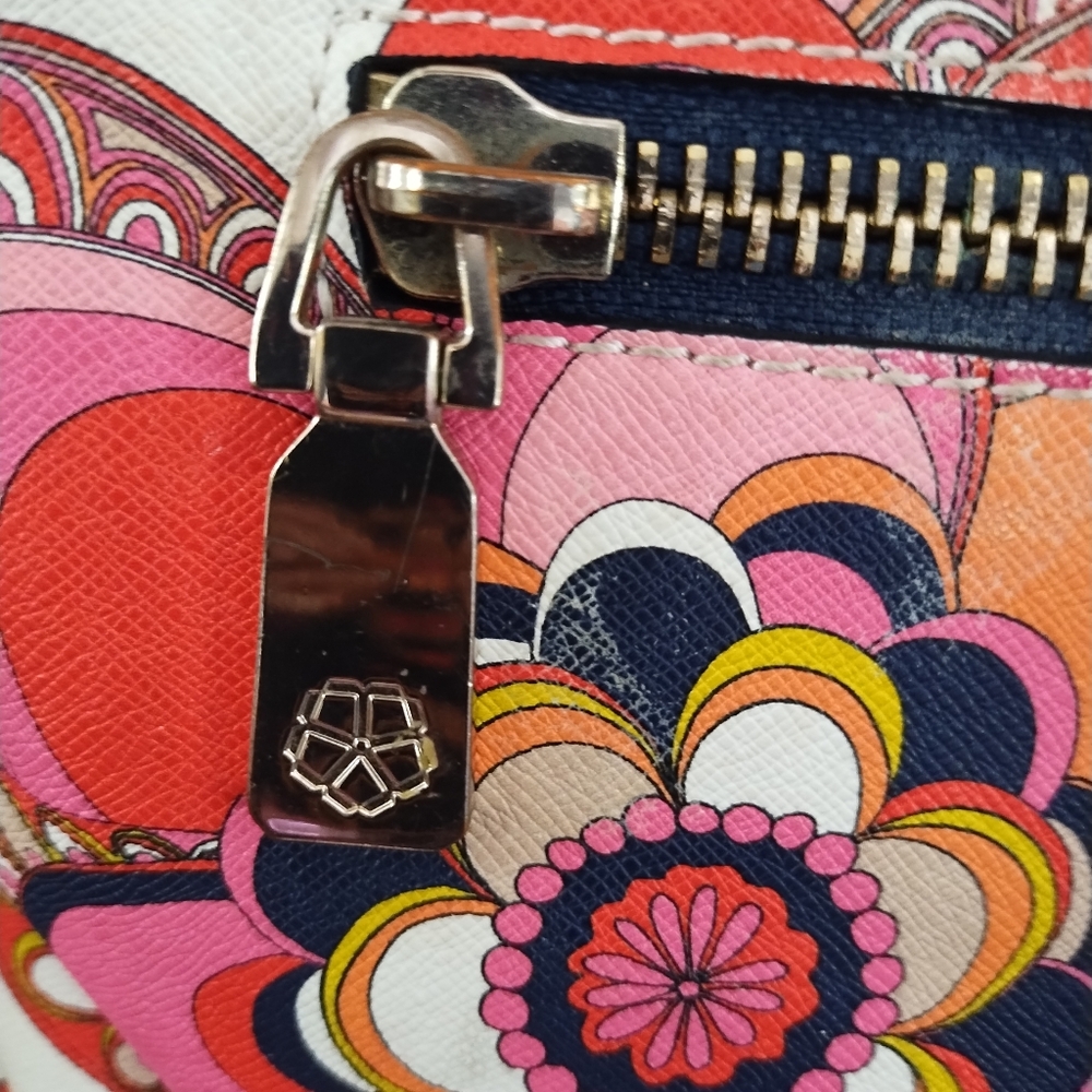 TRINA TURK WHITE PINK FLORAL LARGE HOBO HANDBAG - Picture 5 of 12